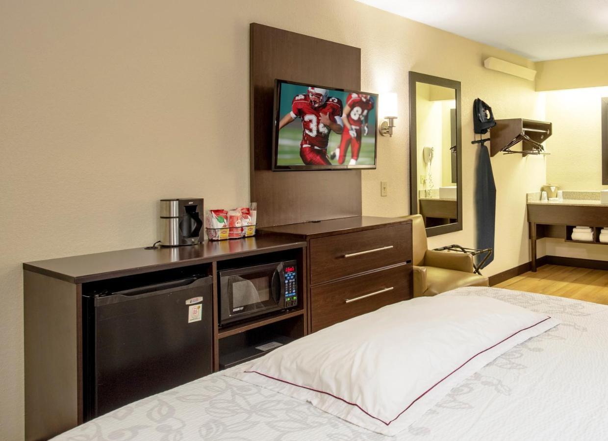 Red Roof Inn Plus+ Secaucus - Meadowlands Εξωτερικό φωτογραφία