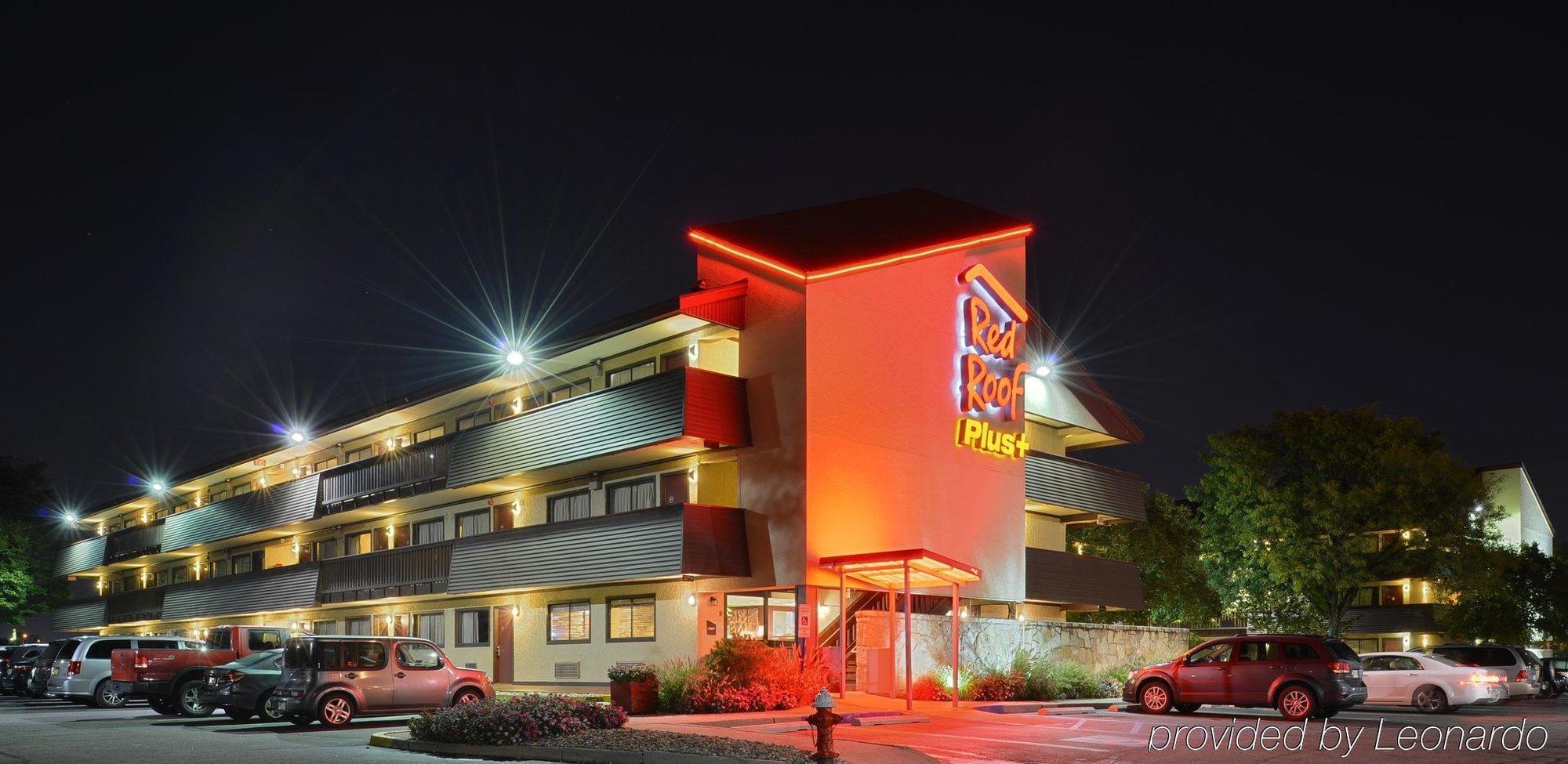 Red Roof Inn Plus+ Secaucus - Meadowlands Εξωτερικό φωτογραφία