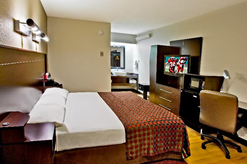 Red Roof Inn Plus+ Secaucus - Meadowlands Δωμάτιο φωτογραφία